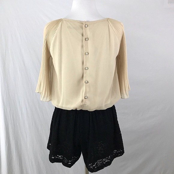 Shake Shake Romper - Picture 6 of 8